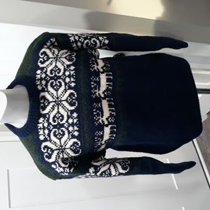 Saga Knit handknit blue,  green and white wool sweater. Medium. NWOT